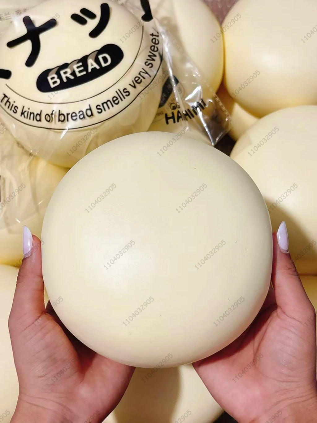 Squishy Simulated Super Big Milk Bun (Scented)
